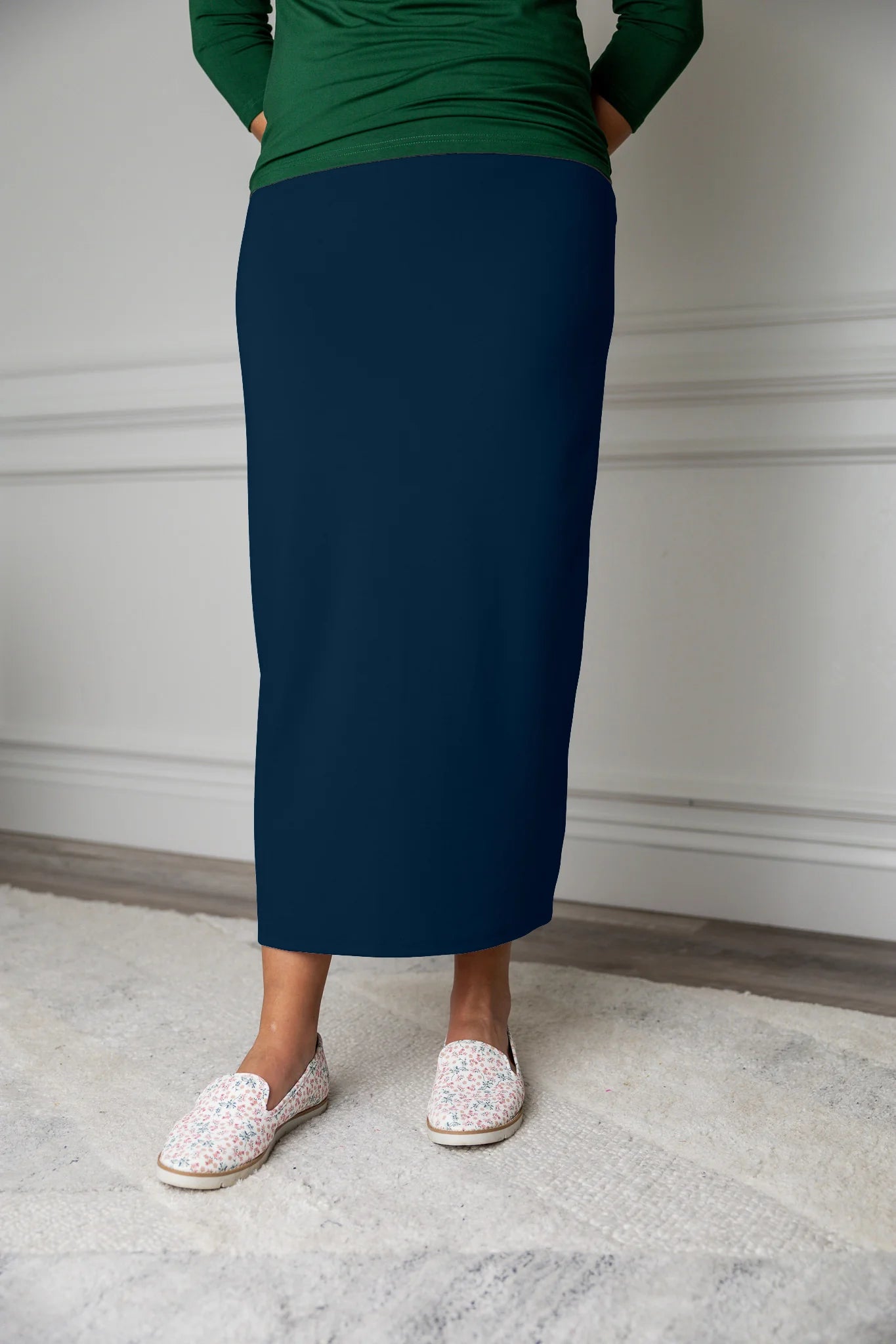 27 and 31 Inch relaxed midi